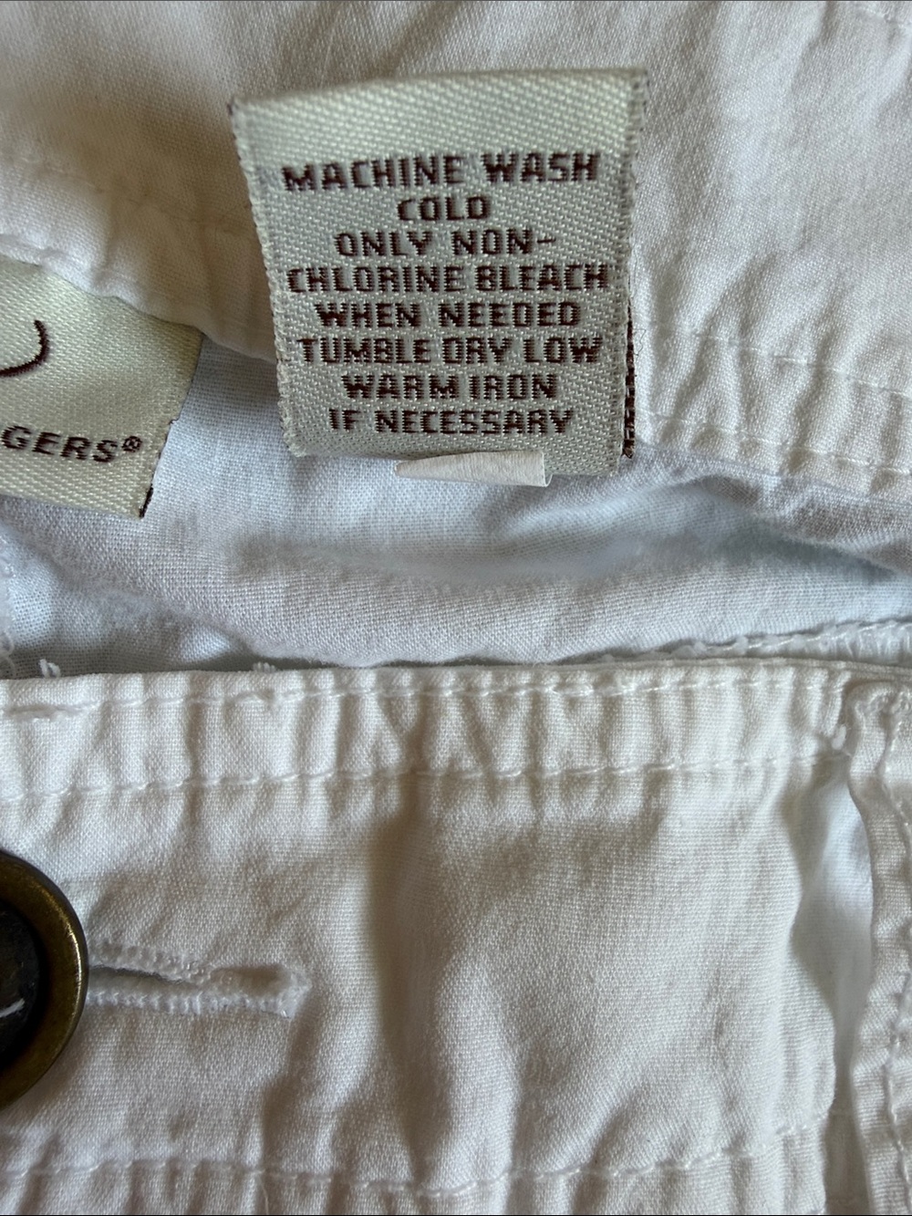 Kim Rogers White Casual Bermuda Shorts Size 12 - Picture 4 of 4